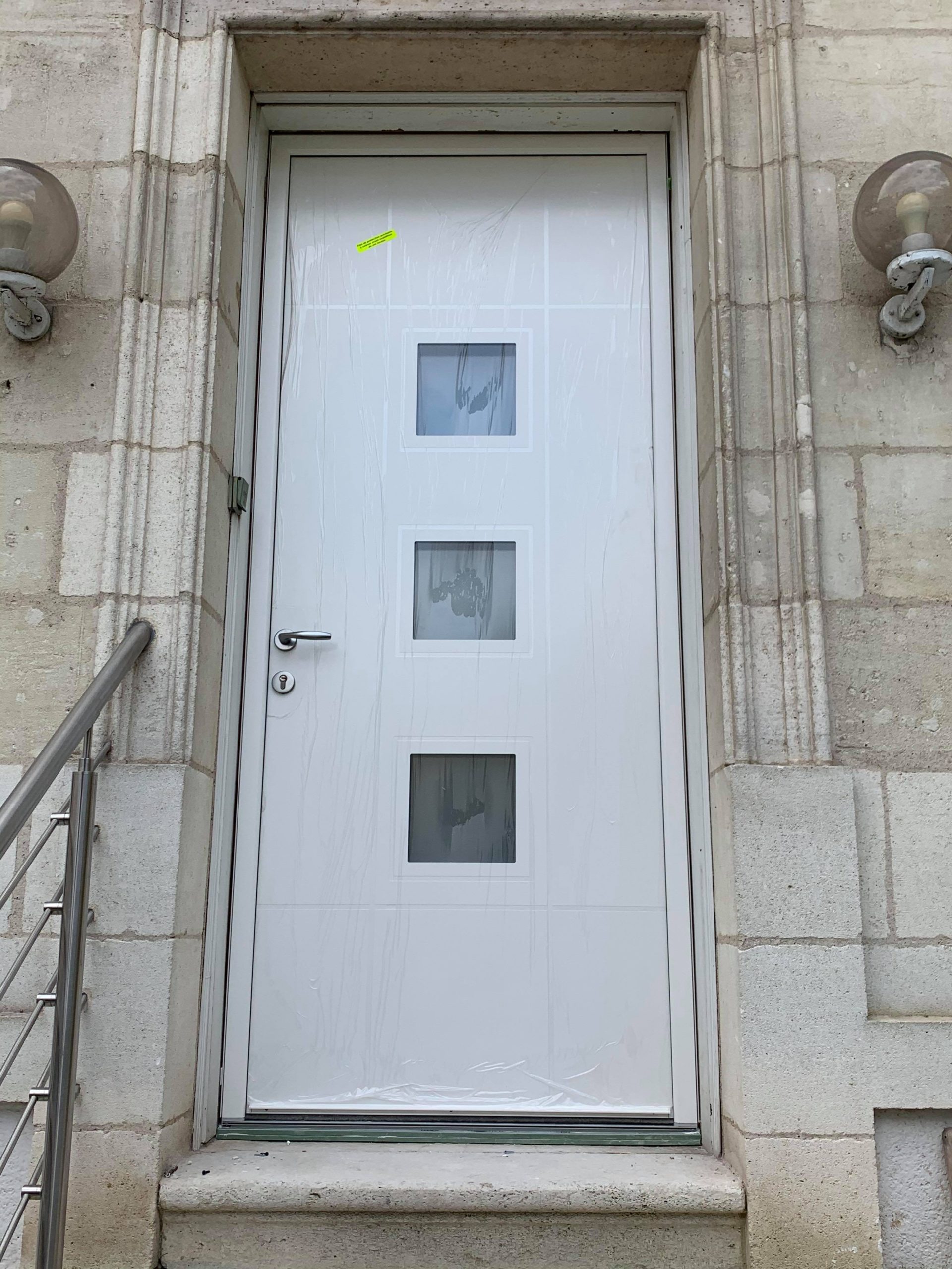 Porte d'entrée sur mesure - Rénovation Bordeaux